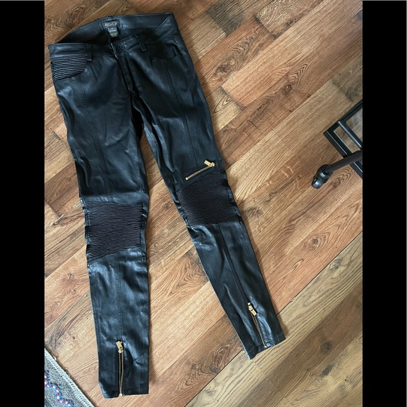 AS by DF 100% genuine leather textured/zipper pants - Picture 2 of 5
